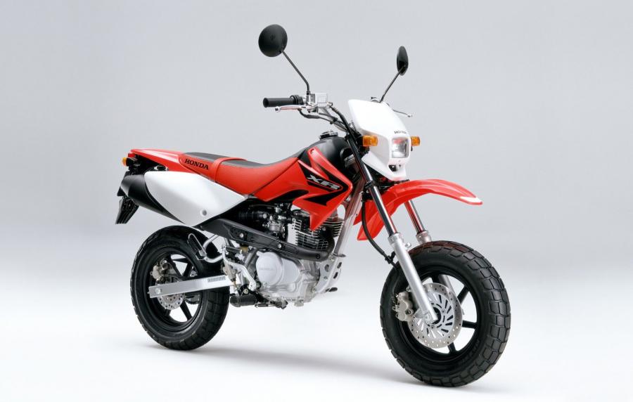 Honda XR100 Motard